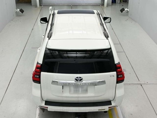 Toyota LAND CRUISER PRADO 2022 7166289-8