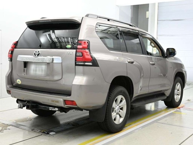 Toyota LAND CRUISER PRADO 2018 7166301-1