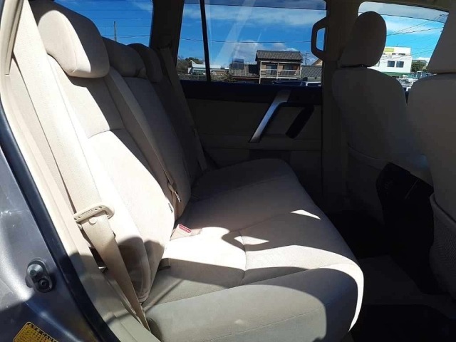 Toyota LAND CRUISER PRADO 2018 7166301-11