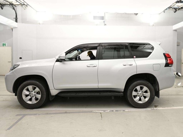 Toyota LAND CRUISER PRADO 2018 7166305-4