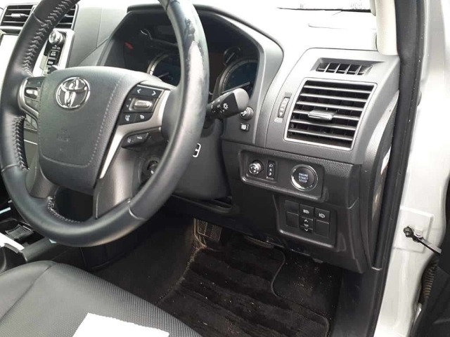 Toyota LAND CRUISER PRADO 2018 7166305-9