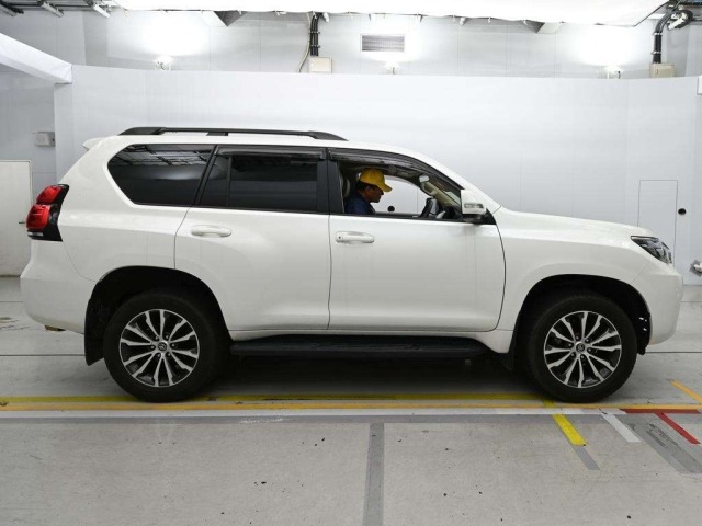 Toyota LAND CRUISER PRADO 2021 7166306-3