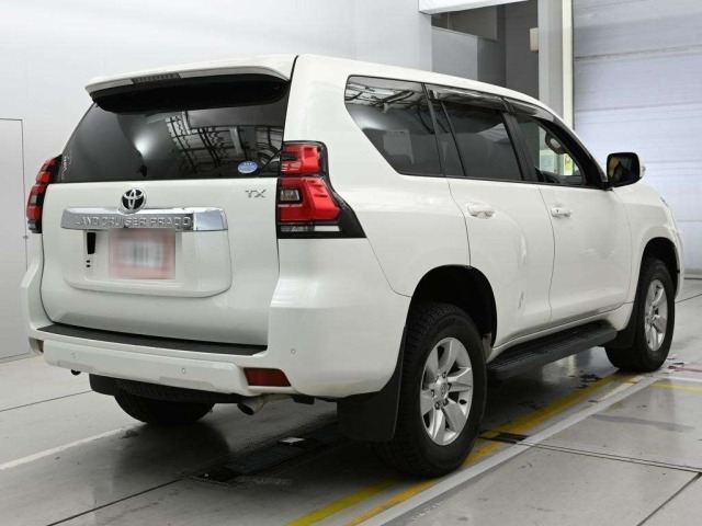 Toyota LAND CRUISER PRADO 2018 7166351-1