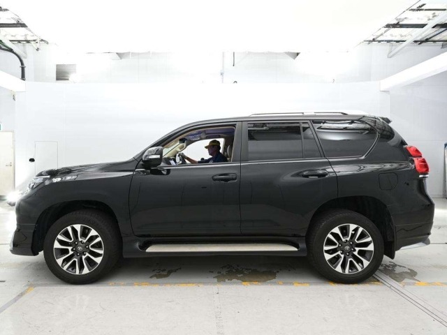 Toyota LAND CRUISER PRADO 2023 7166371-4