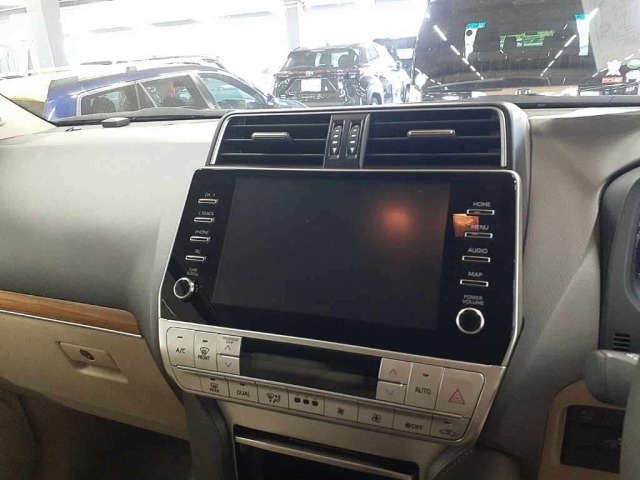 Toyota LAND CRUISER PRADO 2022 7166378-12