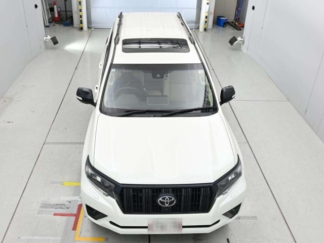 Toyota LAND CRUISER PRADO 2022 7166378-7