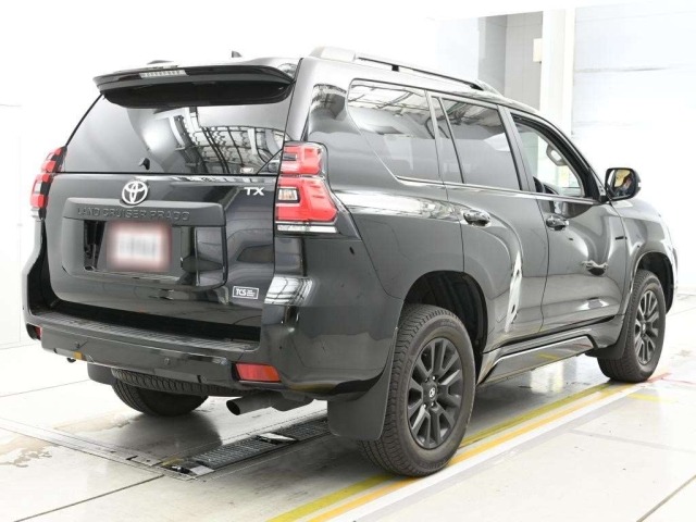 Toyota LAND CRUISER PRADO 2023 7166379-1