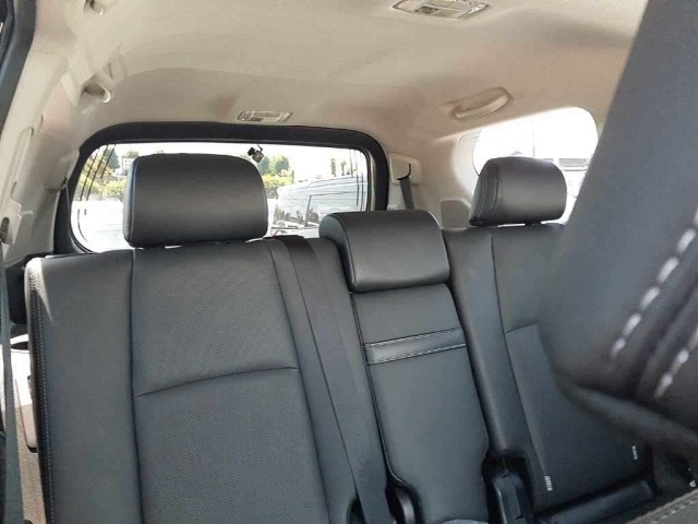 Toyota LAND CRUISER PRADO 2023 7166379-11