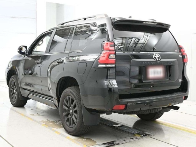 Toyota LAND CRUISER PRADO 2023 7166379-6
