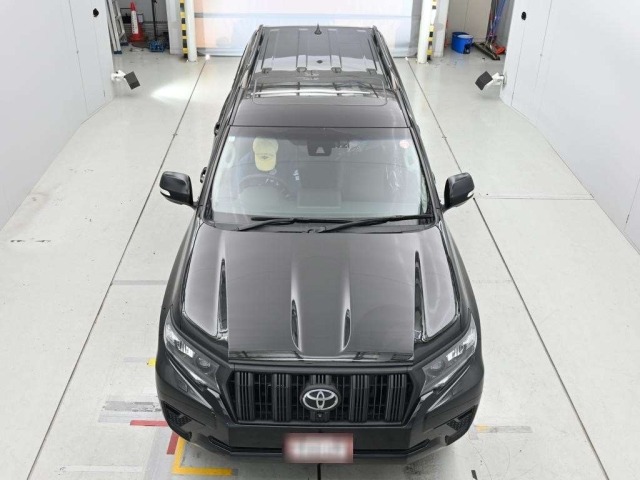 Toyota LAND CRUISER PRADO 2023 7166379-7