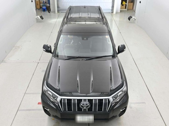 Toyota LAND CRUISER PRADO 2022 7166400-7