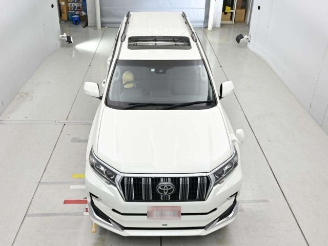 Toyota LAND CRUISER PRADO 2022 7166465-7