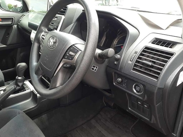 Toyota LAND CRUISER PRADO 2018 7166468-9