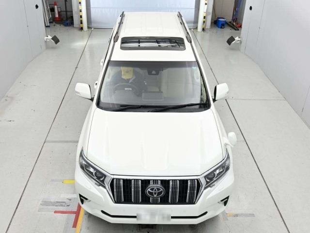 Toyota LAND CRUISER PRADO 2023 7166506-7