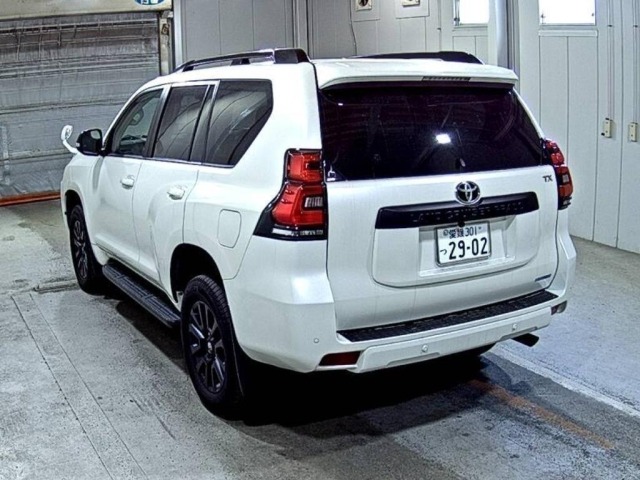 Toyota LAND CRUISER PRADO 2023 7166533-1