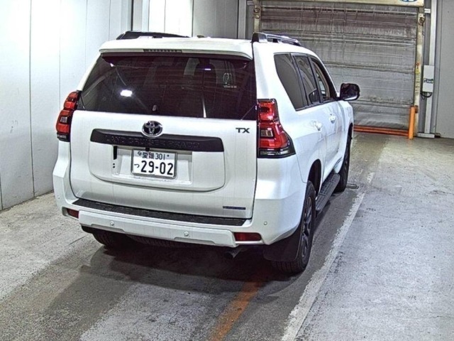 Toyota LAND CRUISER PRADO 2023 7166533-5