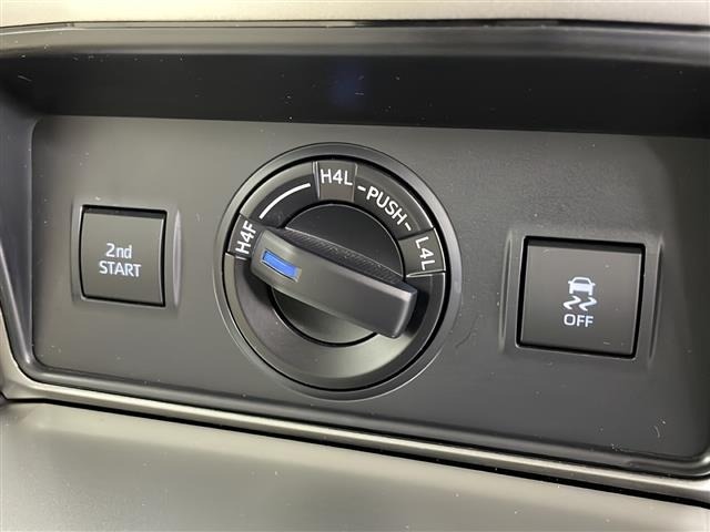 Toyota LAND CRUISER PRADO 2023 7166554-11