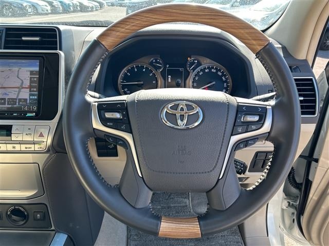 Toyota LAND CRUISER PRADO 2023 7166666-20