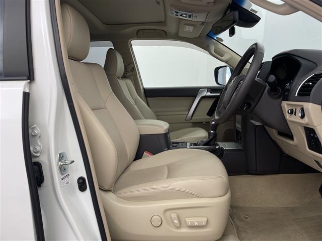 Toyota LAND CRUISER PRADO 2023 7166716-7