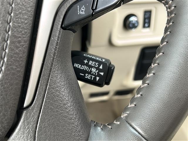 Toyota LAND CRUISER PRADO 2023 7166738-10