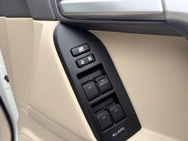 Toyota LAND CRUISER PRADO 2023 7166752-20