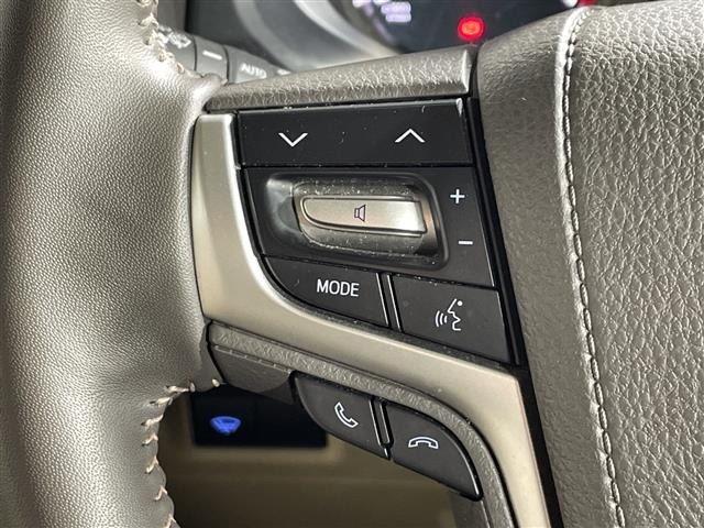 Toyota LAND CRUISER PRADO 2023 7166783-18