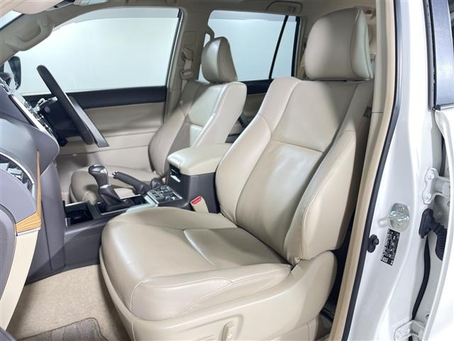 Toyota LAND CRUISER PRADO 2023 7166783-6