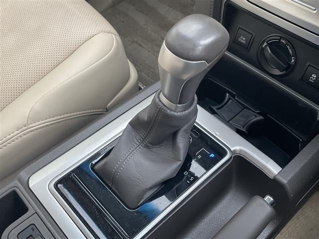 Toyota LAND CRUISER PRADO 2023 7166801-3