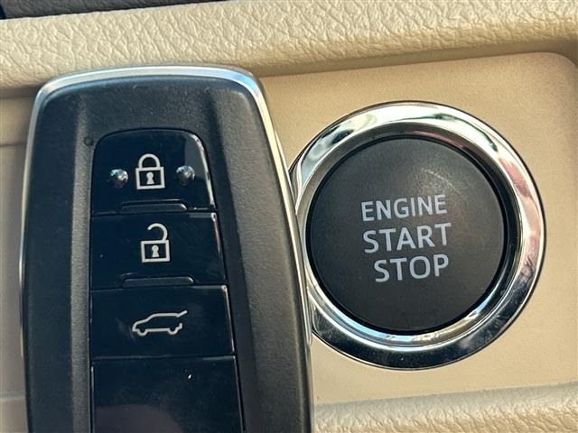 Toyota LAND CRUISER PRADO 2023 7166840-1