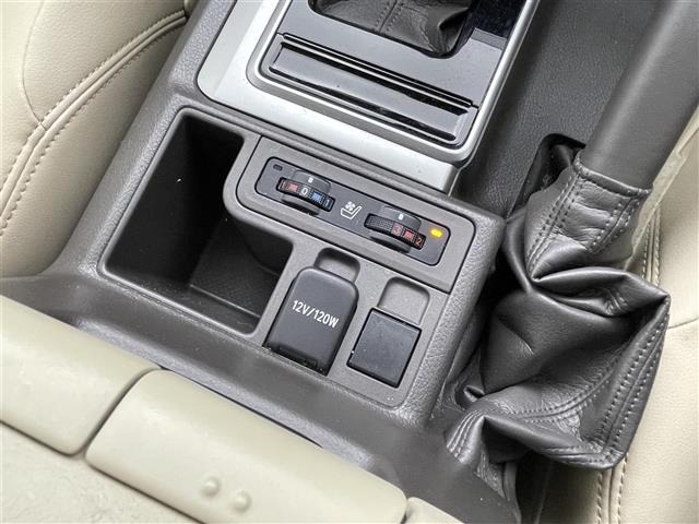 Toyota LAND CRUISER PRADO 2023 7166842-21