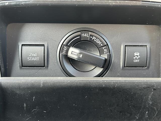 Toyota LAND CRUISER PRADO 2023 7166863-11