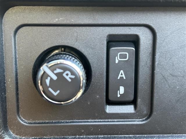 Toyota LAND CRUISER PRADO 2023 7166863-12