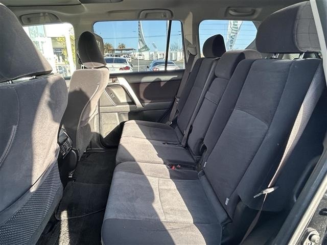 Toyota LAND CRUISER PRADO 2023 7166863-2