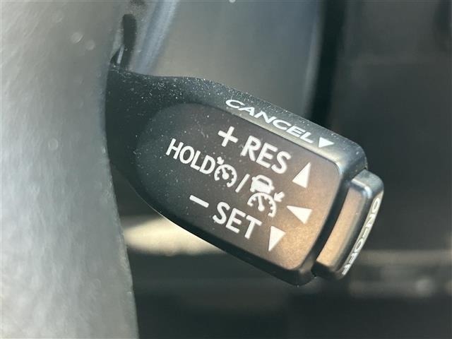 Toyota LAND CRUISER PRADO 2023 7166863-21