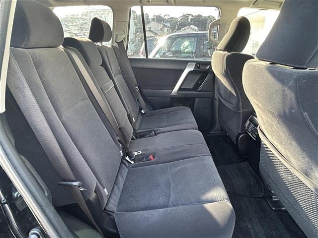 Toyota LAND CRUISER PRADO 2023 7166863-22
