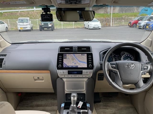 Toyota LAND CRUISER PRADO 2023 7166975-14