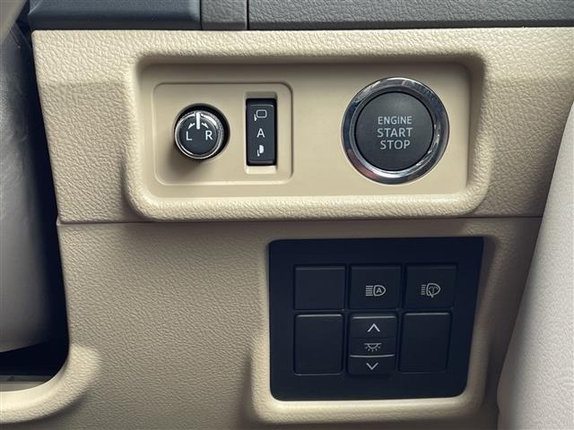 Toyota LAND CRUISER PRADO 2023 7166975-8