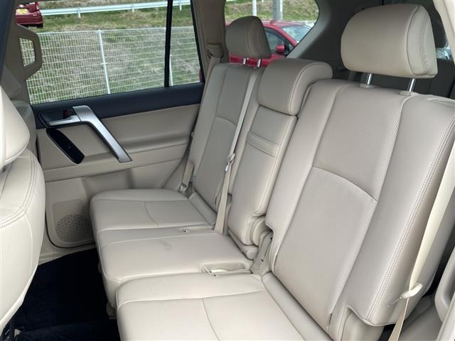 Toyota LAND CRUISER PRADO 2023 7166976-11