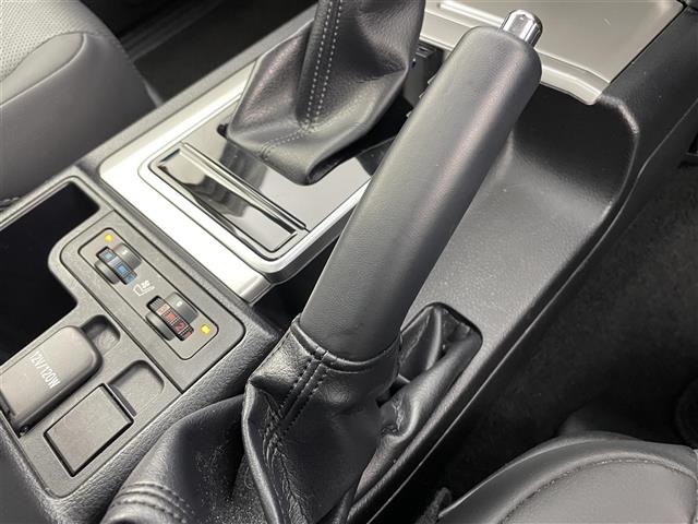 Toyota LAND CRUISER PRADO 2023 7167014-6