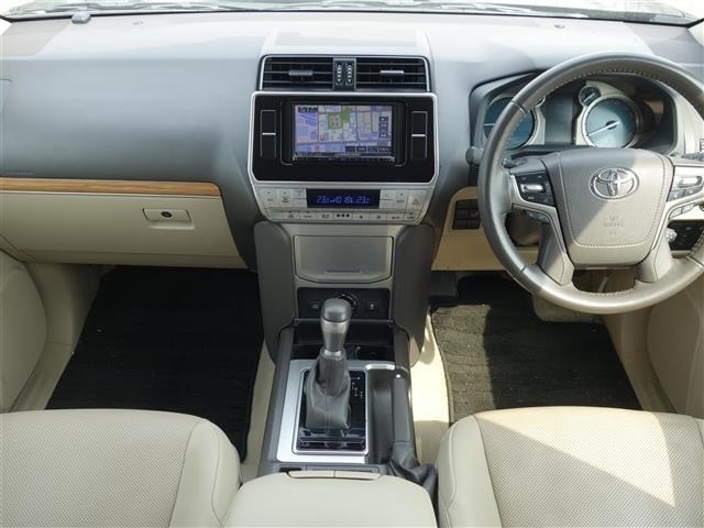 Toyota LAND CRUISER PRADO 2023 7167076-14