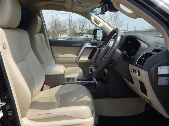 Toyota LAND CRUISER PRADO 2023 7167076-5