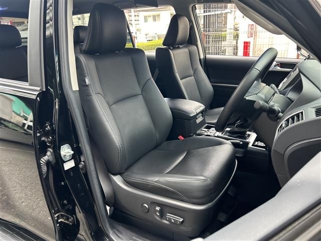 Toyota LAND CRUISER PRADO 2023 7167100-6