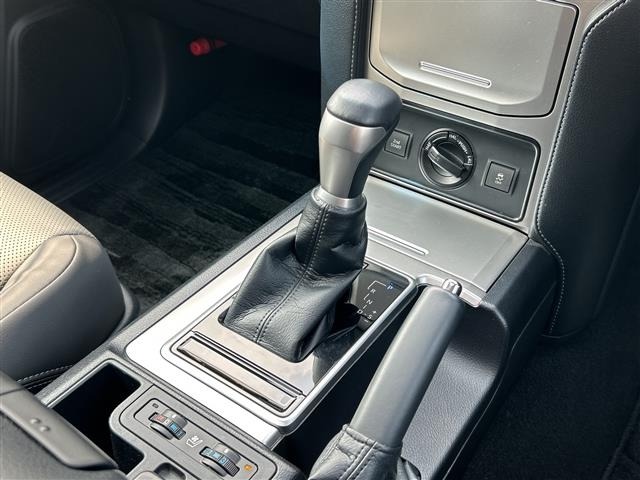 Toyota LAND CRUISER PRADO 2023 7167180-4