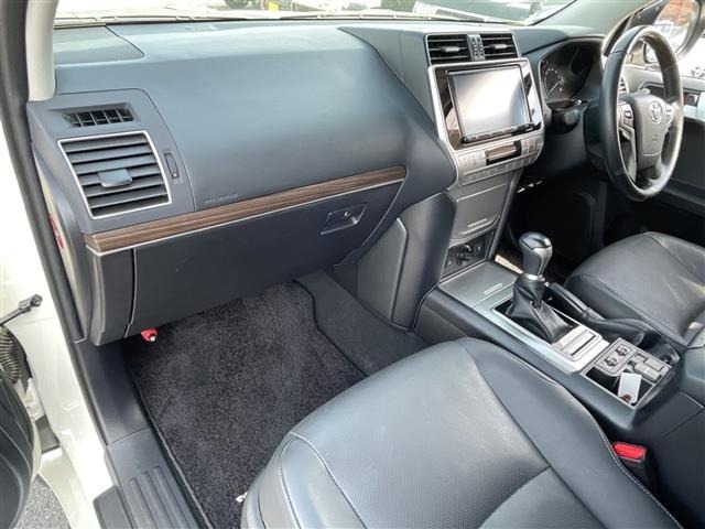 Toyota LAND CRUISER PRADO 2017 7167192-17