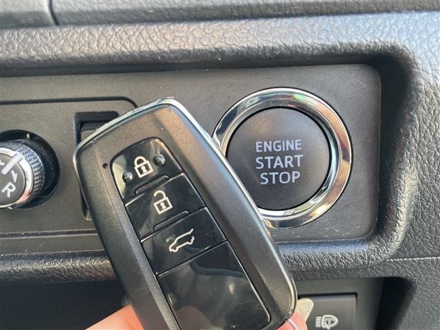 Toyota LAND CRUISER PRADO 2023 7167244-12