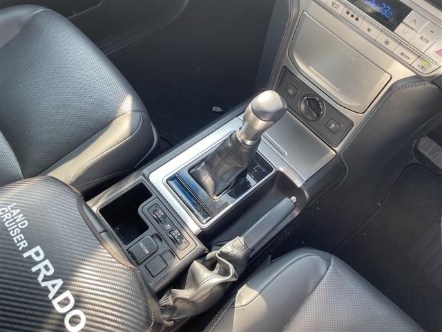 Toyota LAND CRUISER PRADO 2023 7167244-9