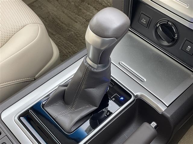 Toyota LAND CRUISER PRADO 2023 7167308-3