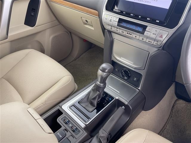 Toyota LAND CRUISER PRADO 2023 7167321-9