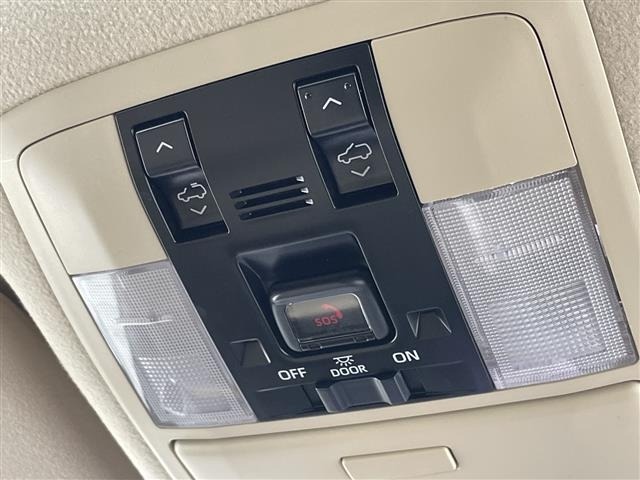 Toyota LAND CRUISER PRADO 2023 7167350-10