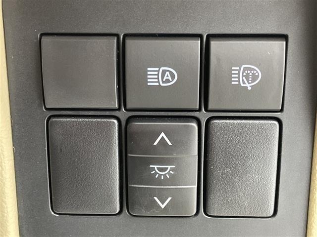 Toyota LAND CRUISER PRADO 2023 7167350-8